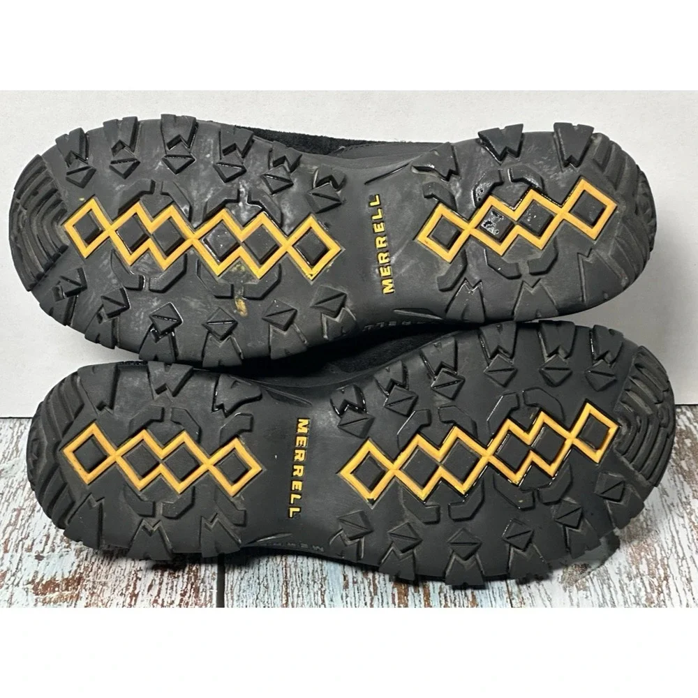 Merrell jungle Moc Size (4) Youth Junior Black Merrell Slip On Shoes Rubber Sole